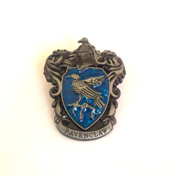 🍏50% OFF/3+...Ravenclaw Emblem Pin (Harry Potter) - Picture 1 of 6
